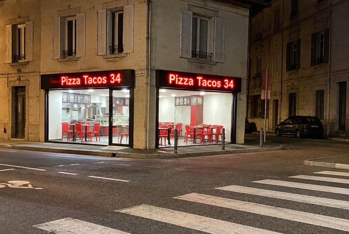 Devanture du restaurant Pizza Tacos 34