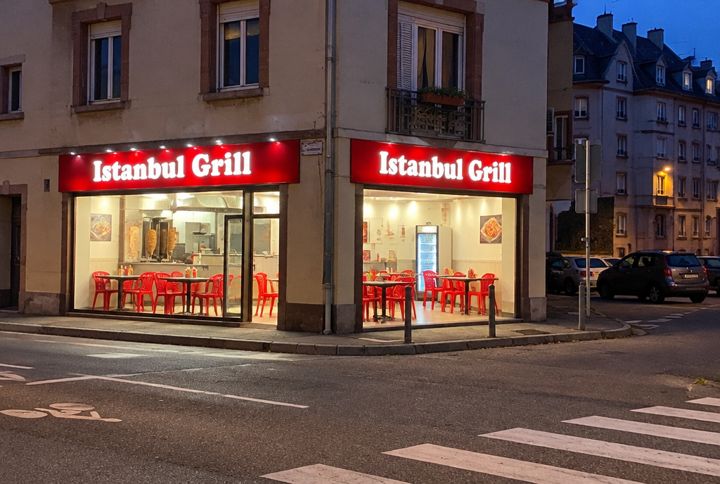 Devanture du restaurant Istanbul Grill